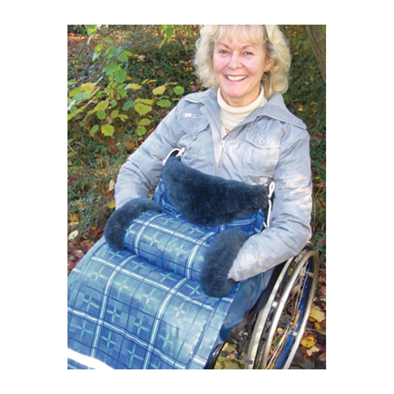 Handmuff mit Kordel Echtfell blau-kariert